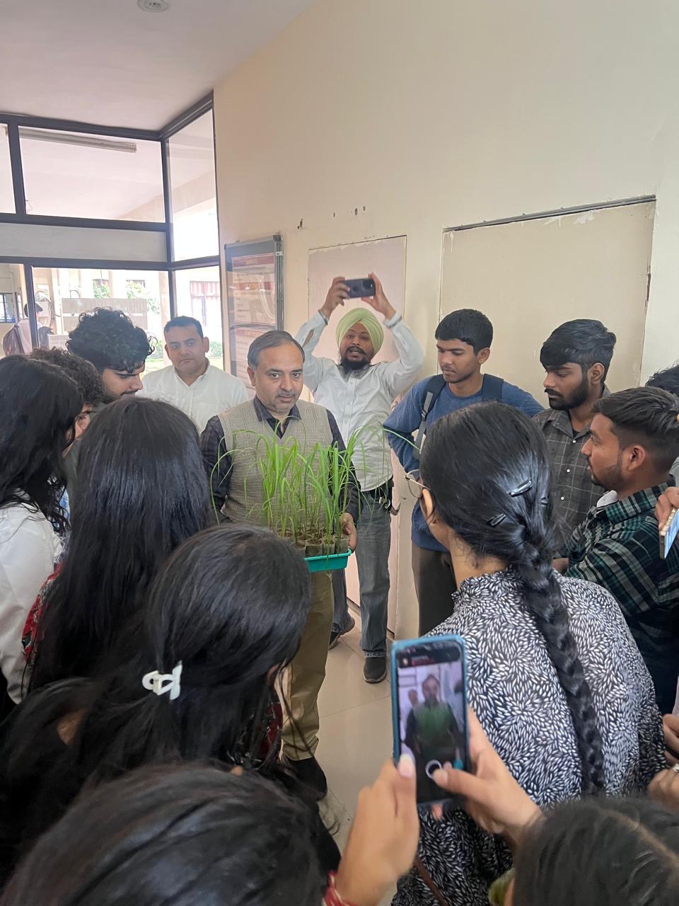 Interaction with an expert at PAU Ludhiana — on micropropagation, genetic transformation and crop improvement (Mar 19, 2026).